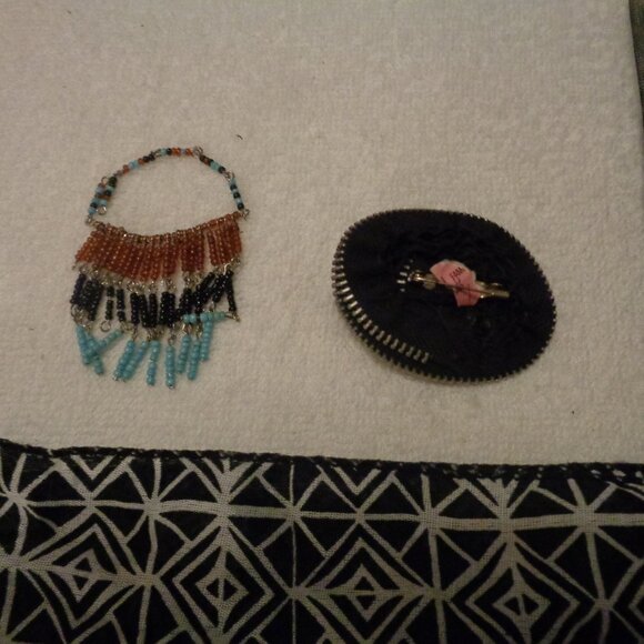 INFINITY BLK WHT SCARF BEADS BOOK BEAD PIECE STUDDED PIN METAL BELT CRABS LOT